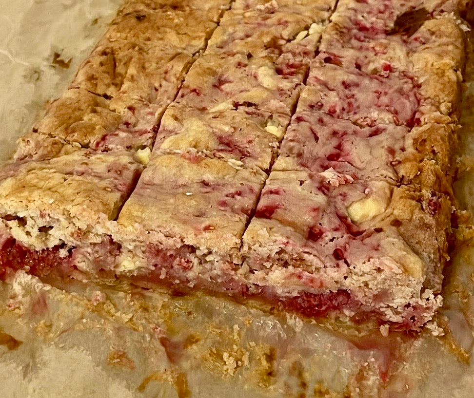 Yummy raspberry blonde