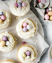Load image into Gallery viewer, Cupcakes for Easter 🐣
